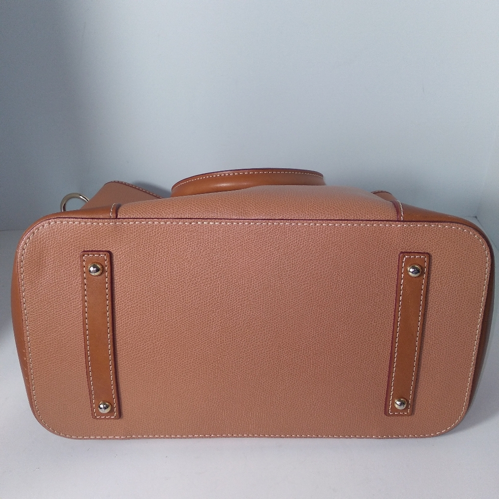 Authentic Dooney & Bourke Shelby Shopper Carmel/Tan Leather Tote and Wallet Set - Picture 13 of 16